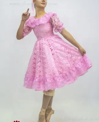 Ballet costume                                                                                                                                       P 0283