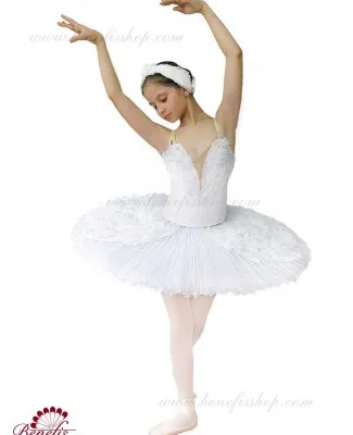 Soloist s costume (the dance of the small swans) P 0103