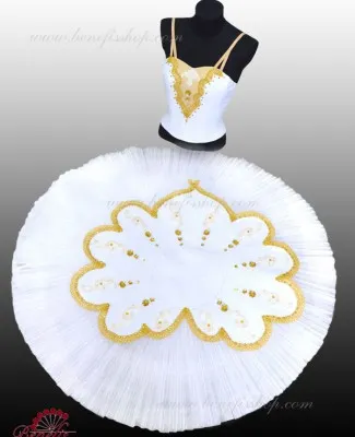 Stage costume F 0217