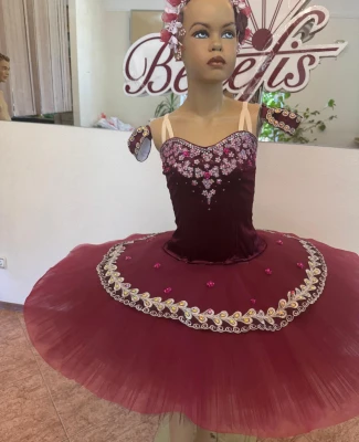 Stage costume P 1342(3160)