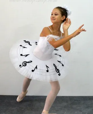 Stage costume F 0245