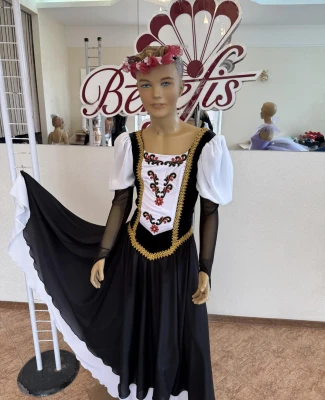 Stage costume F 0517