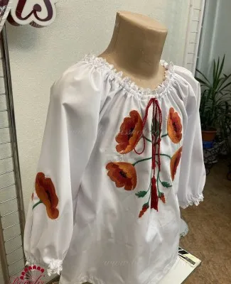 National moldavian blouse J 0358