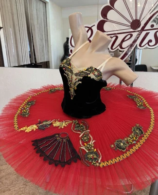 Costum pentru scena P 1301(2499)
