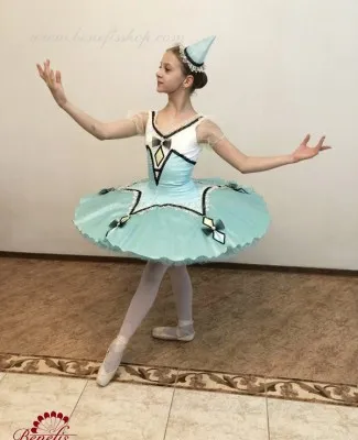 Stage costume P 0295