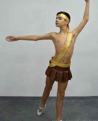 Stage costume  F 0172A