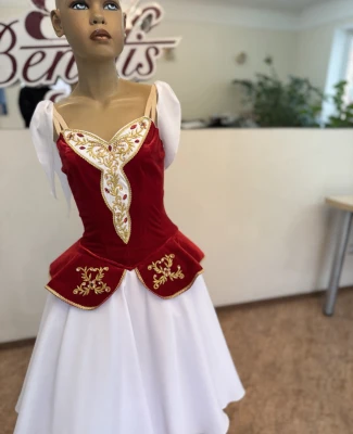 Stage costume F 0530