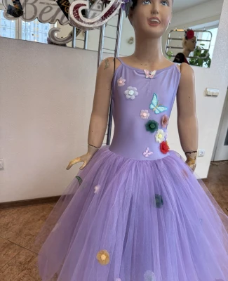Stage costume F 0072(4013)