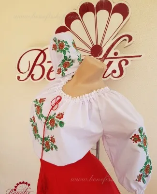 National moldavian blouse J 0347