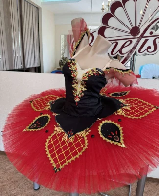 Stage costume P 1336(2843)