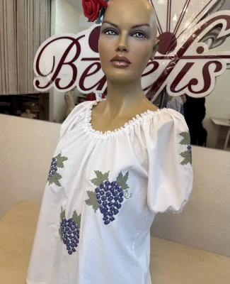 National moldavian blouse J 0364