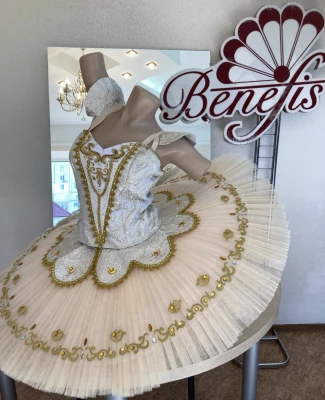 Costum pentru scena F 0045C(2180)