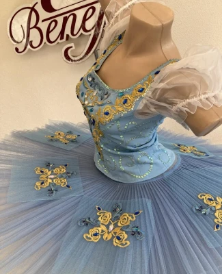 Stage costume F 0024(332)