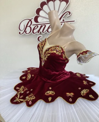 Costumul solistei P 1302(920)