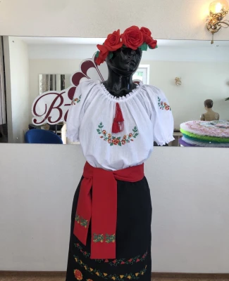 National moldavian blouse J 0391