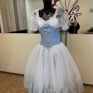 Costumul tarancei P 0913 - image 33