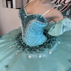 Stage costume F 0526 - image 19