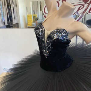 Black Swan P 0115 - image 20