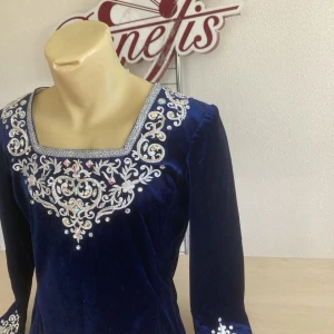 Tunic P 0136 - image 5