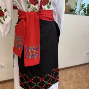 Moldavian national Skirt J 0148 - image 5