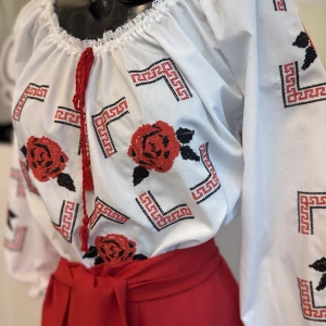 National moldavian blouse J 0376(4945) - image 3