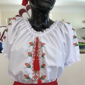 National moldavian blouse J 0390(4074) - image 2