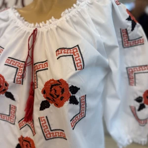 National moldavian blouse J 0376 - image 15