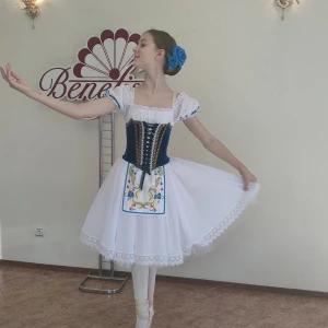 Peasant dress P 0539 - image 9