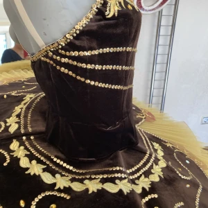 Stage costume F 0067A - image 25