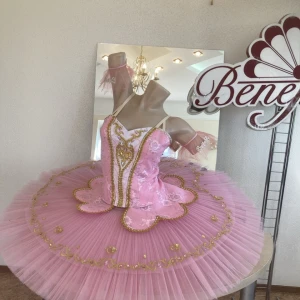 Stage costume F 0045 - image 48