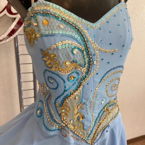 Stage costume F 0069A - image 5