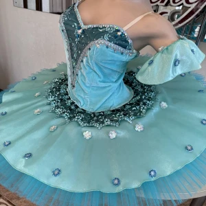 Stage costume F 0526 - image 18