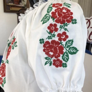National moldavian blouse J 0392(4076) - image 4