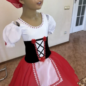 Red Riding Hood R 0628A - image 9