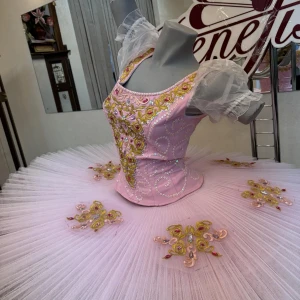 Stage costume F 0024 - image 29