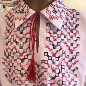 National moldavian shirt J 0383 - image 7