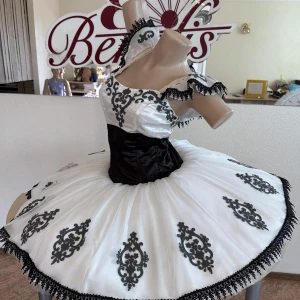 Ballet costume P 1312 - image 16