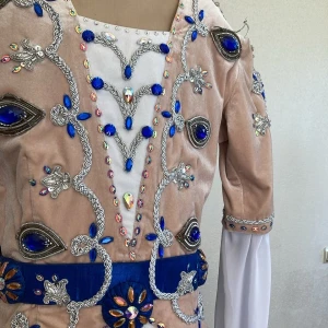 Soloist's costume P 0704A - image 24