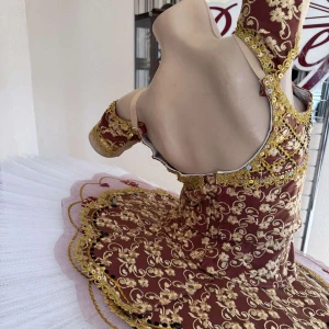 Soloist costume P 1305 - image 19