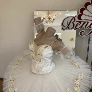 Costum de balet Marie, Clara Spărgătoarea de nuci Pas de deux Frumoasa Adormită Zâna Coppelia P 2003(3043) - image 2