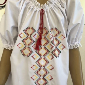National moldavian blouse J 0385 - image 2