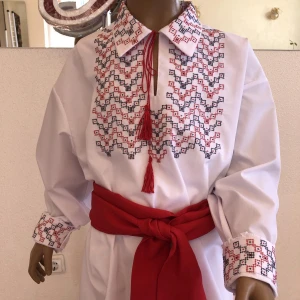 National moldavian shirt J 0383 - image 6