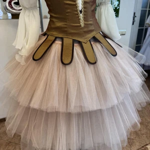 Women costume - Pas de trois P 0111 - image 34