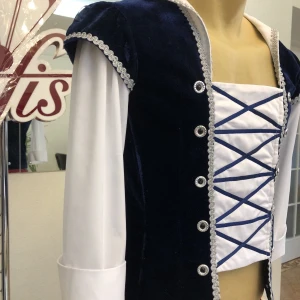 Soloist s costume P 1402 - image 42