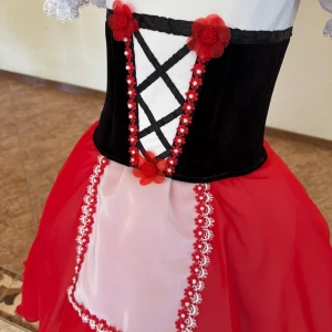 Red Riding Hood R 0628A - image 3
