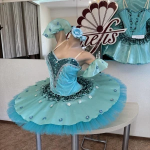 Stage costume F 0526 - image 2