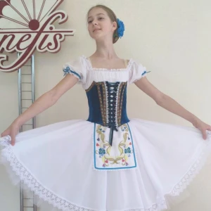 Peasant dress P 0539 - image 6