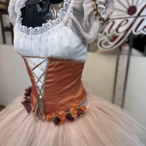 Peasant costume -pas de deux 1 act P 0506D - image 16