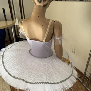 Stage costume F 0518 - image 7