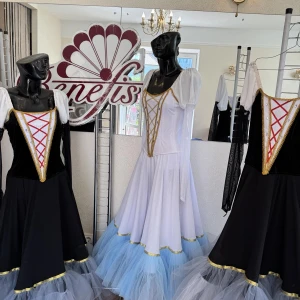 Stage costume F 0517A - image 3